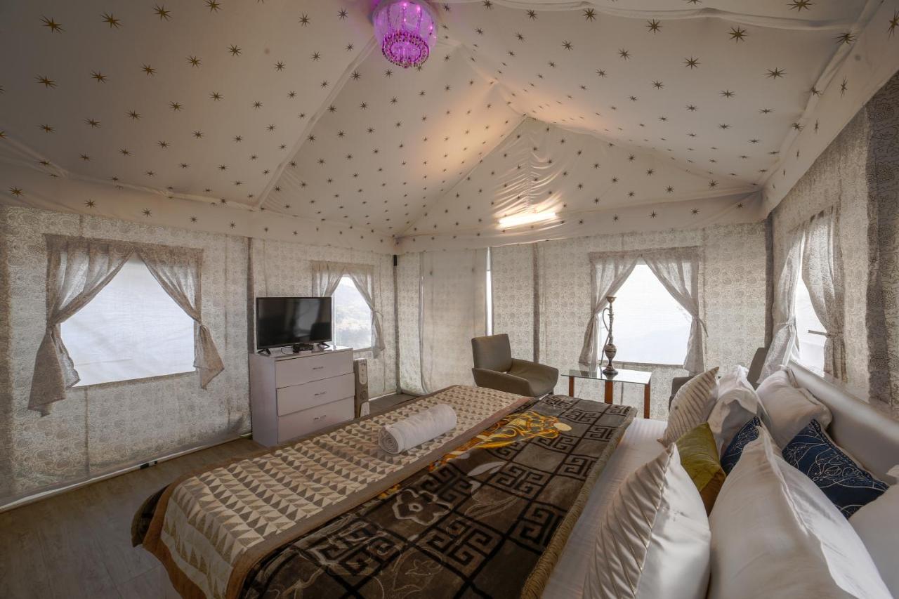 Bed and Breakfast Dawn N Dusk Glamping Tents With Quintessential Valley View Chail Exteriér fotografie